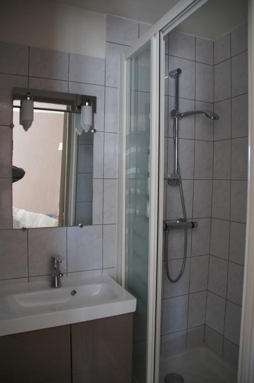 La Petite Cour Hotel Трувил сюр Мер Стая снимка